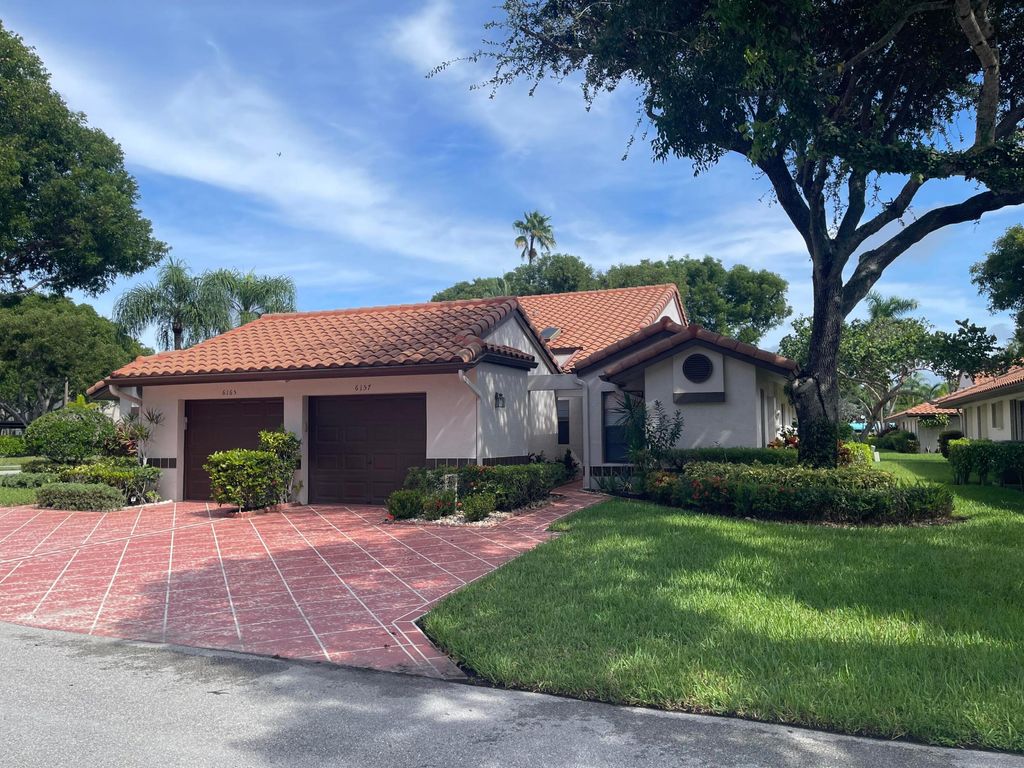 Photo of 6157 Sunny Pointe Circle, Delray Beach, FL 33484 (MLS # R11121671)