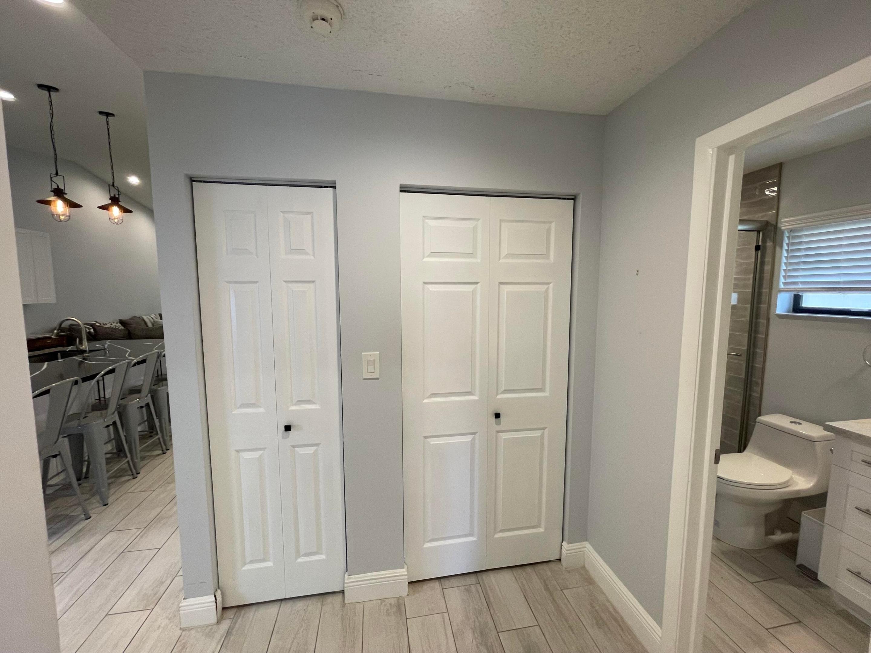 HUNTINGTON POINTE - Residential