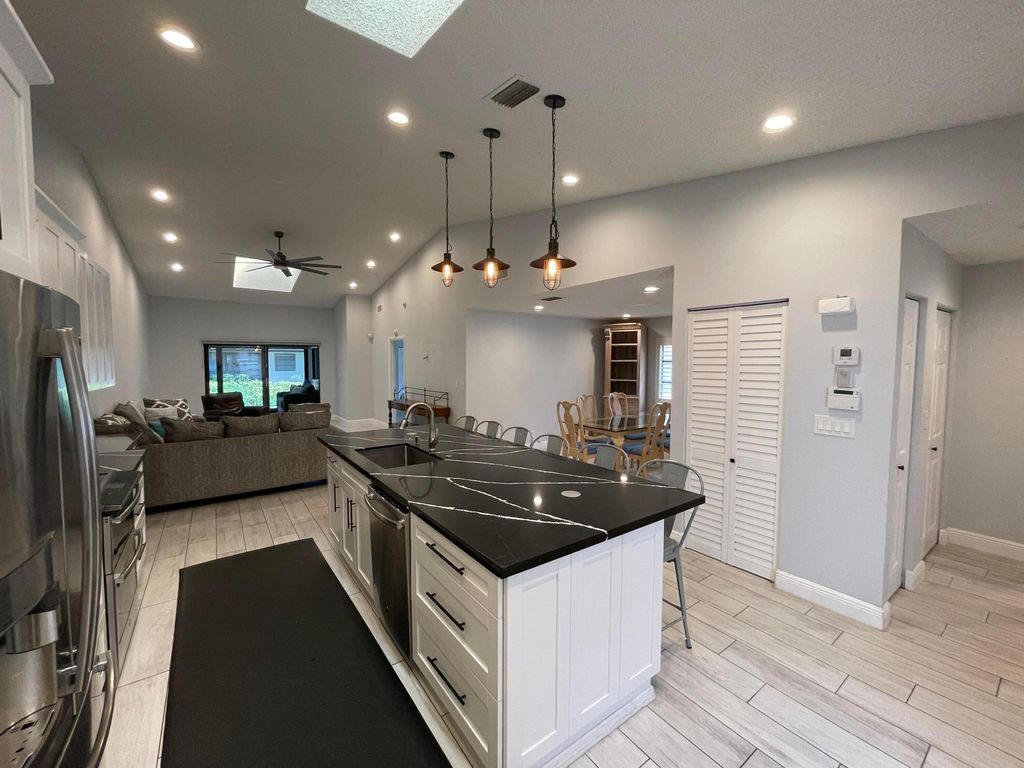 Photo of 6157 Sunny Pointe Circle, Delray Beach, FL 33484 (MLS # R11121671)