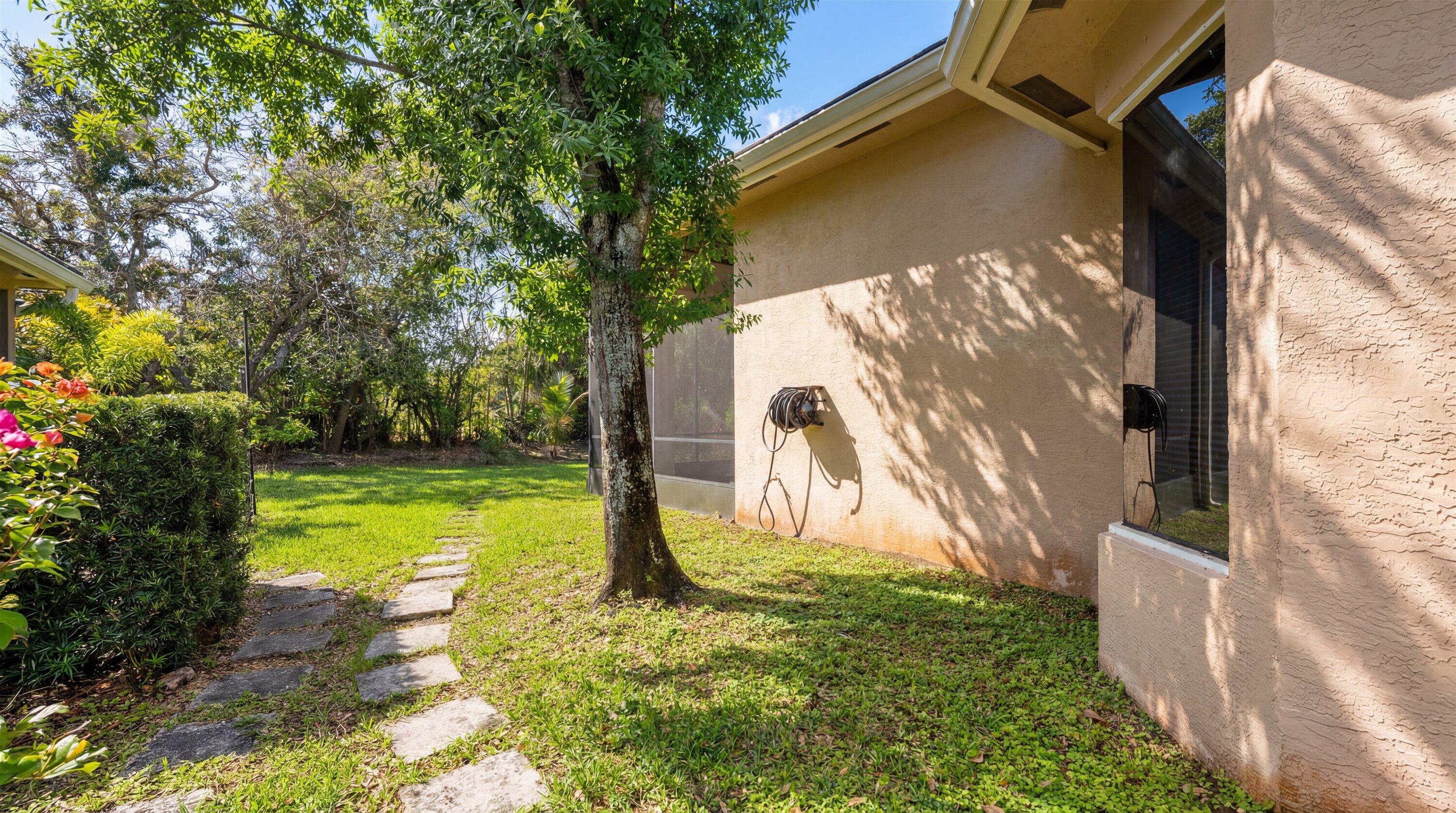 VERSAILLES - Residential