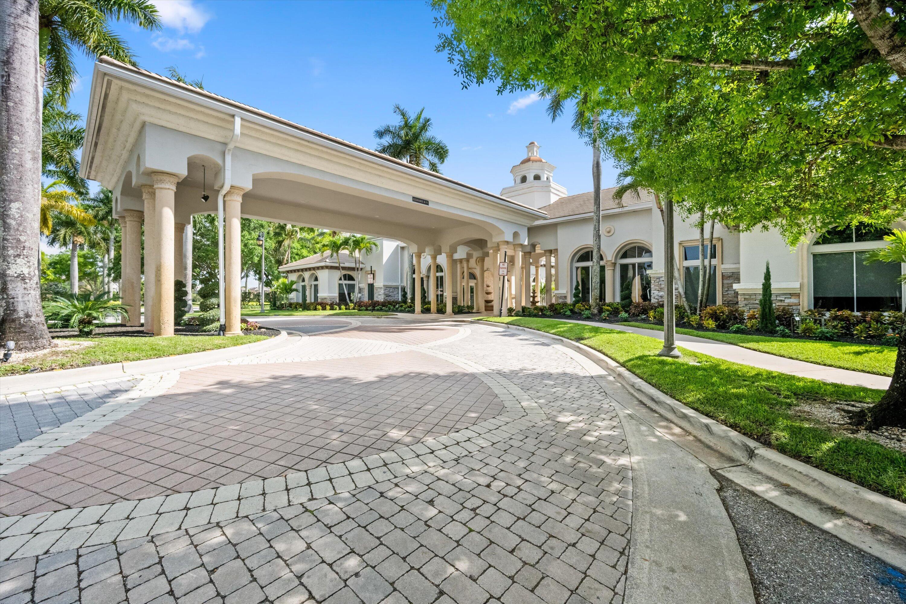 VERSAILLES - Residential