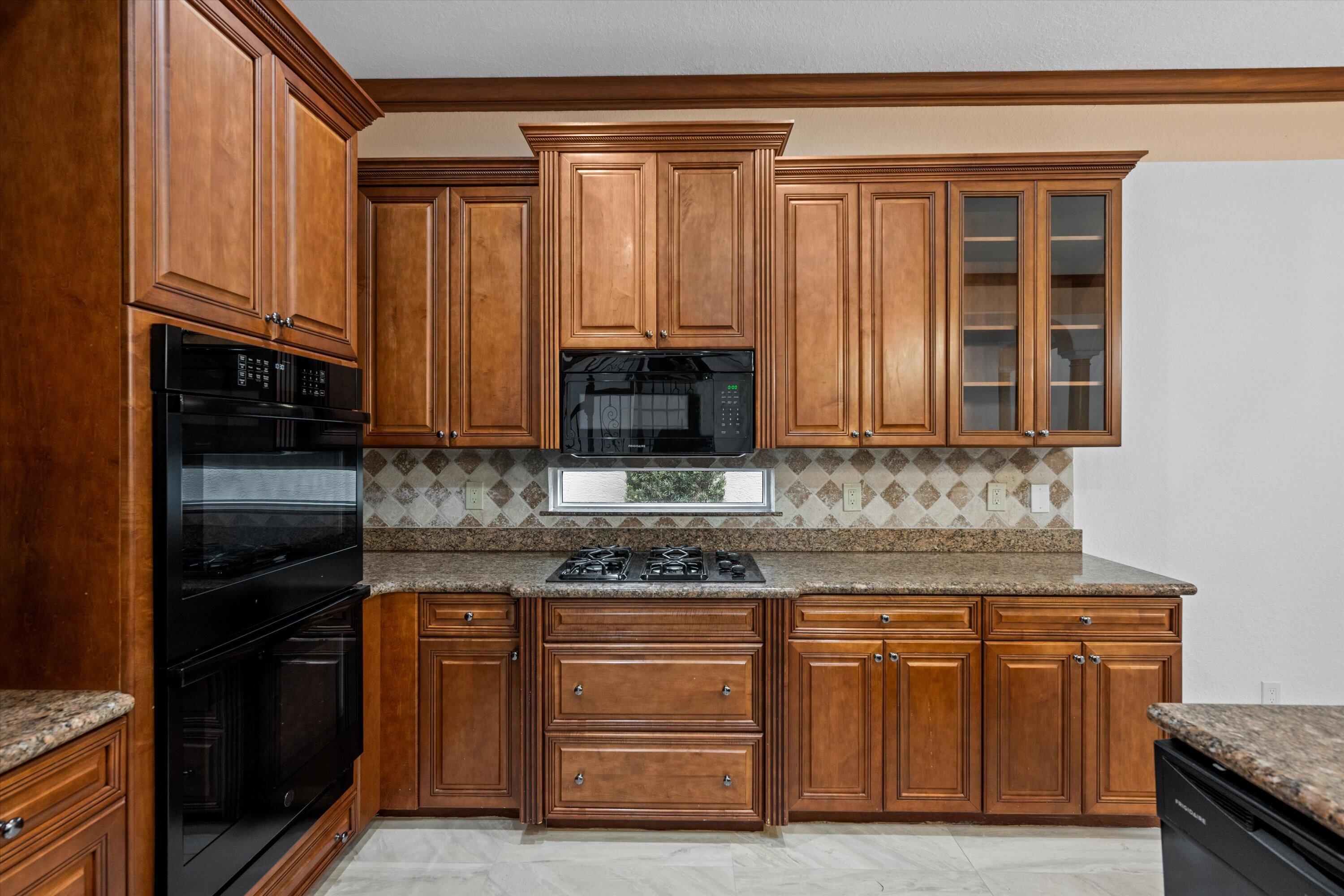 VERSAILLES - Residential