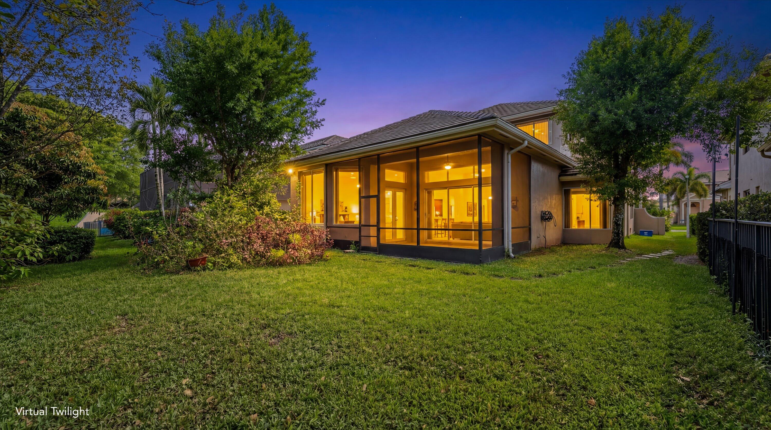 VERSAILLES - Residential