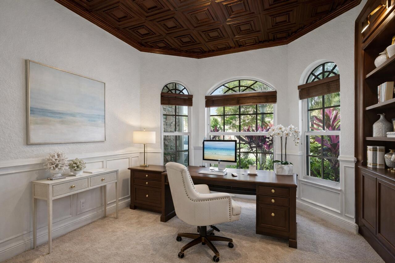 VERSAILLES - Residential