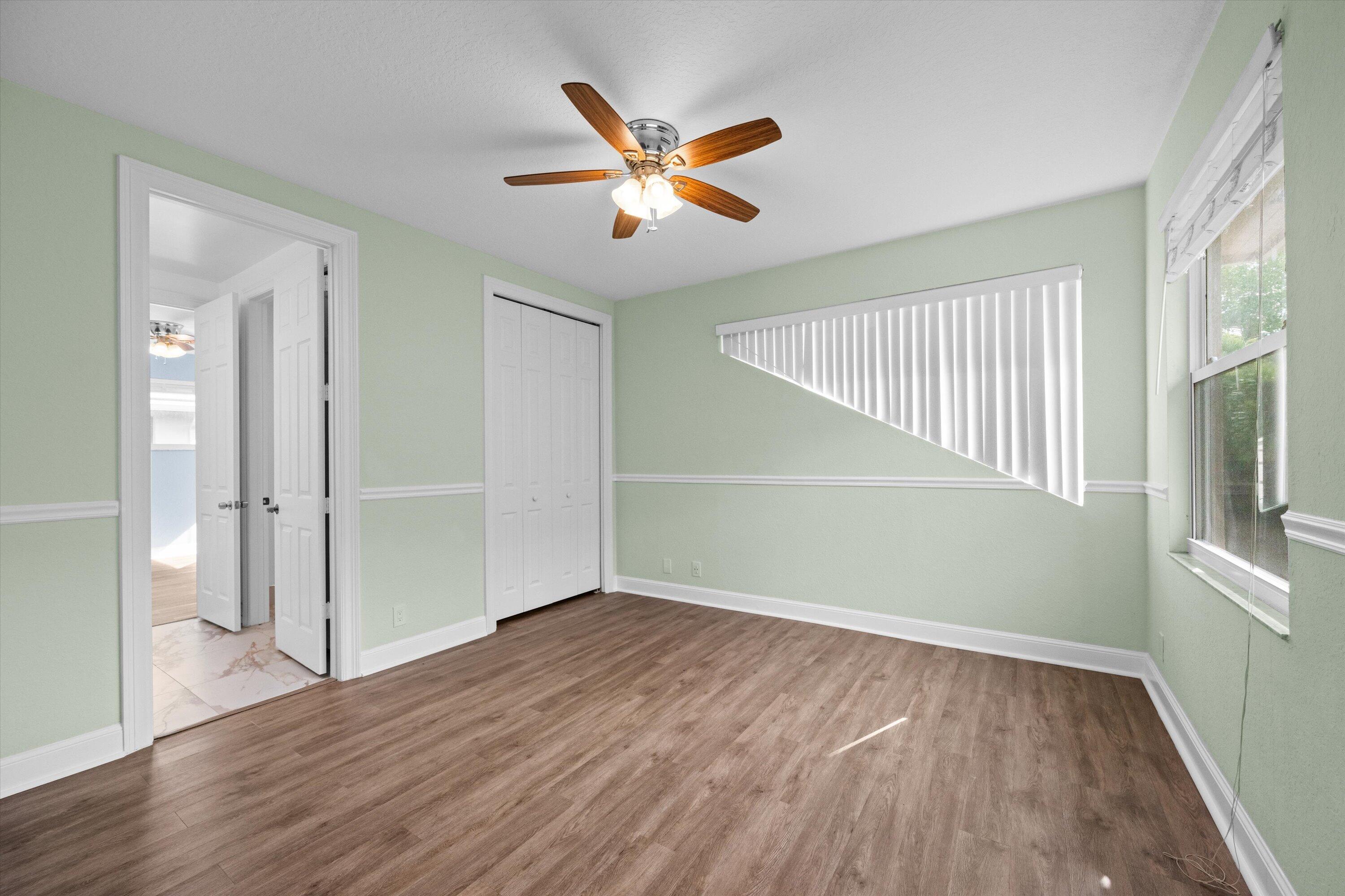 VERSAILLES - Residential