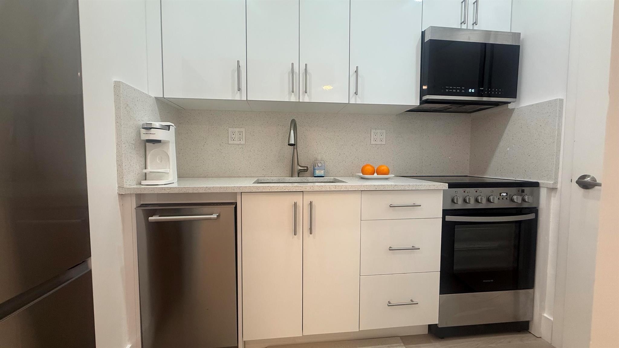 PORTOFINO CONDO PT OF LTS - Residential Lease