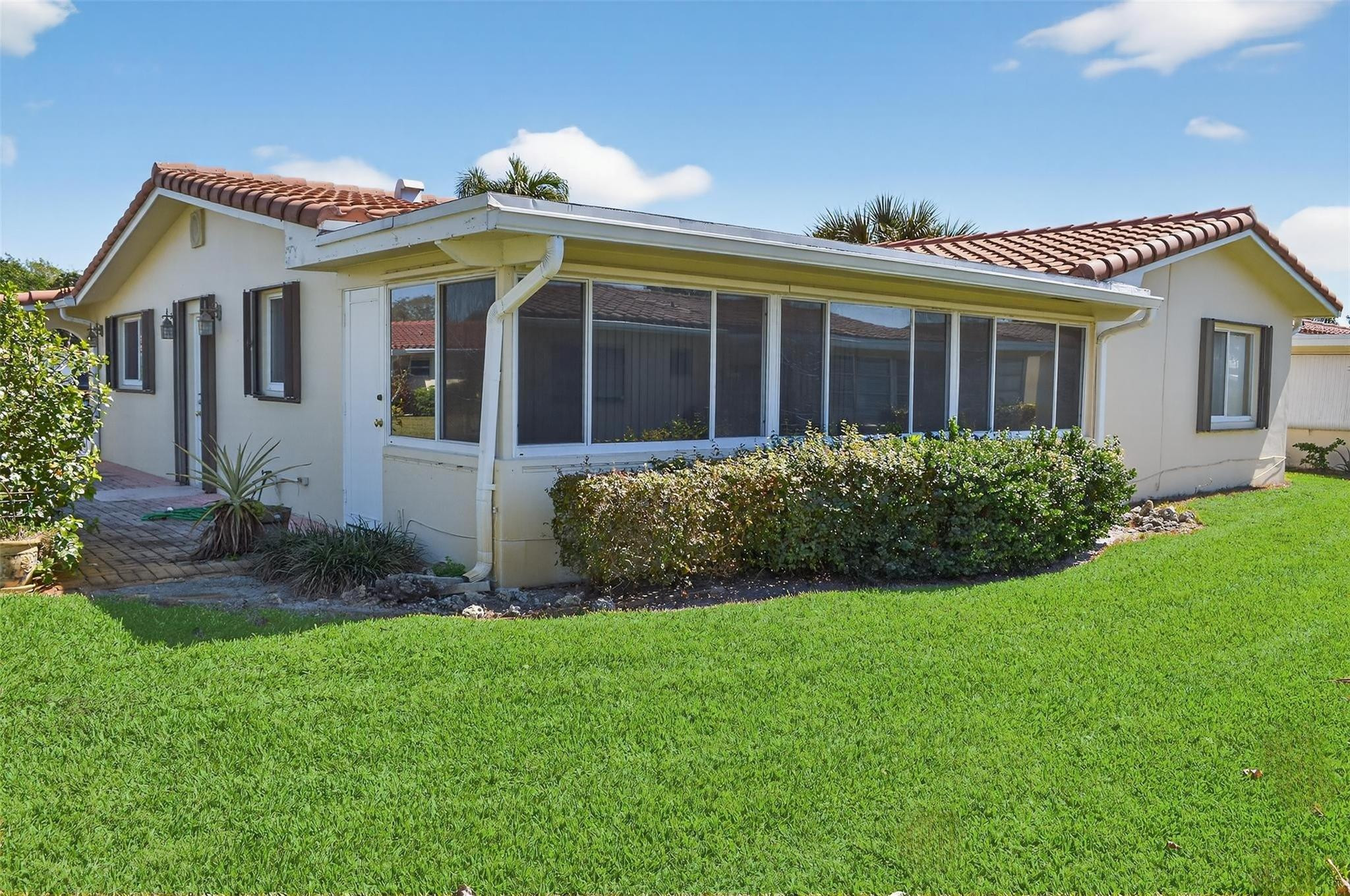 Crystal Lake Villas 64-20 - Residential