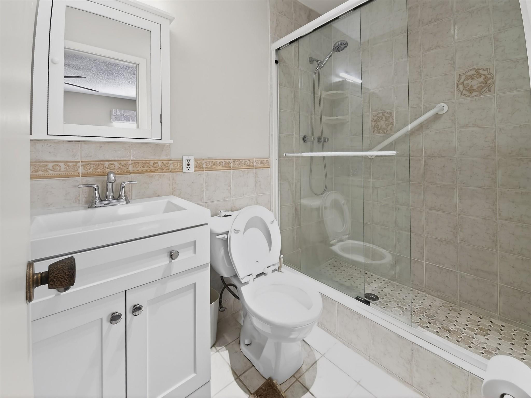 Crystal Lake Villas 64-20 - Residential