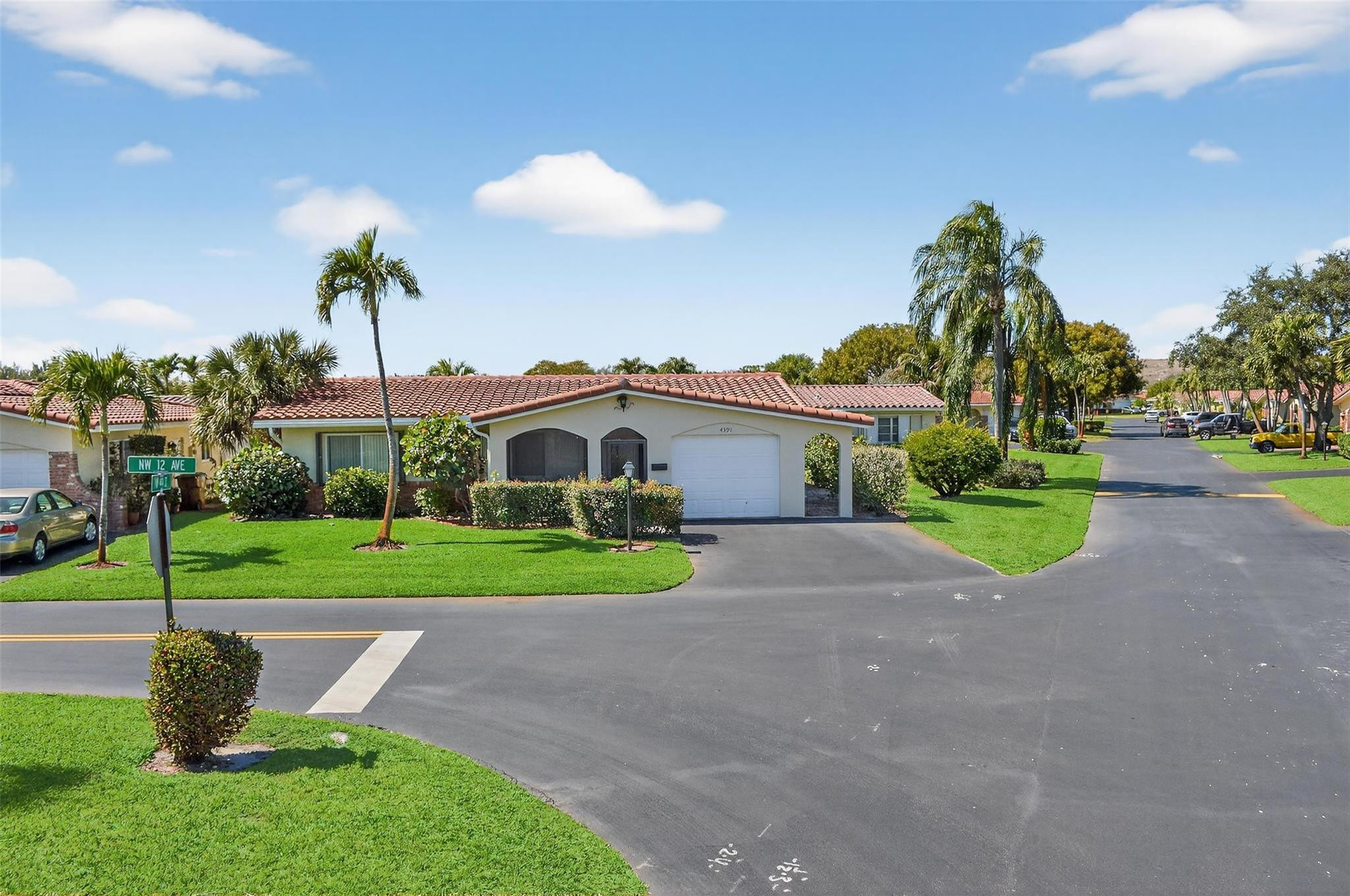 Crystal Lake Villas 64-20 - Residential