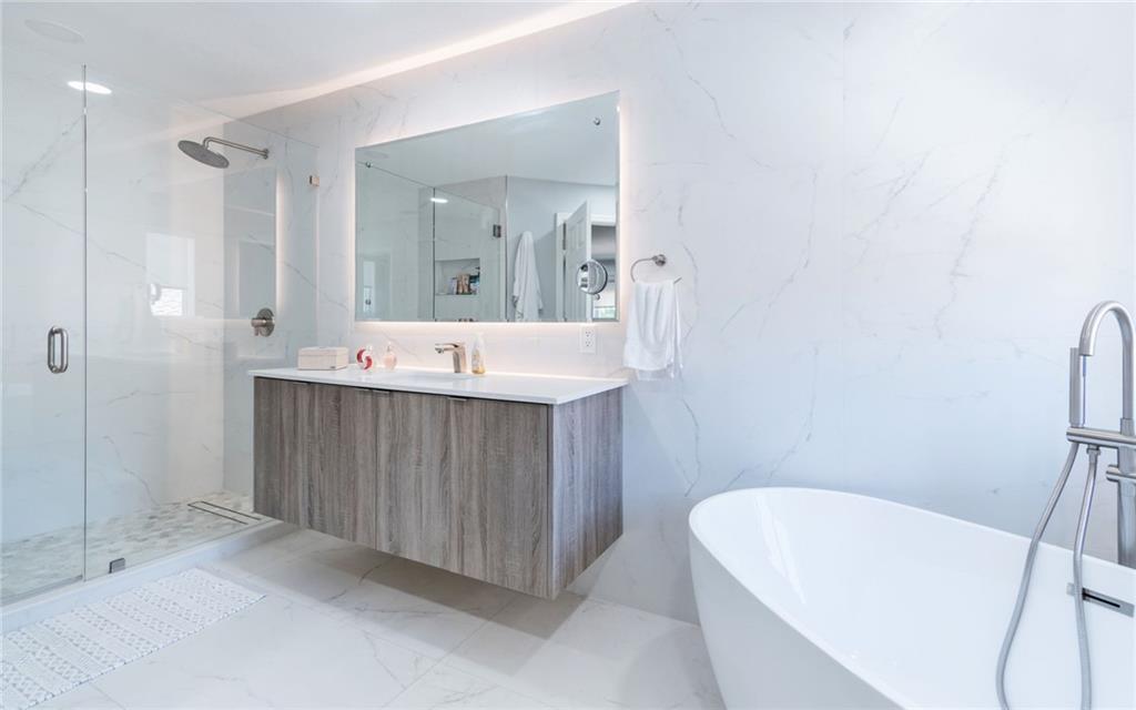 HUNTERS POINT WHCC - Residential Lease