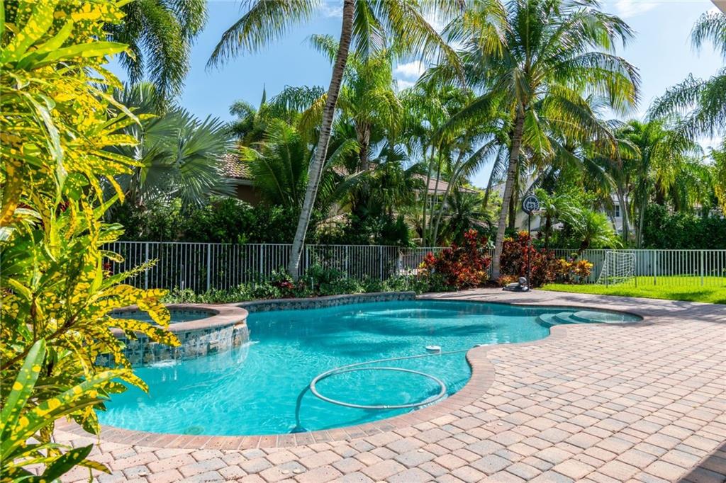 HUNTERS POINT WHCC - Residential Lease