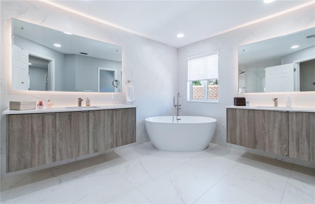 HUNTERS POINT WHCC - Residential Lease