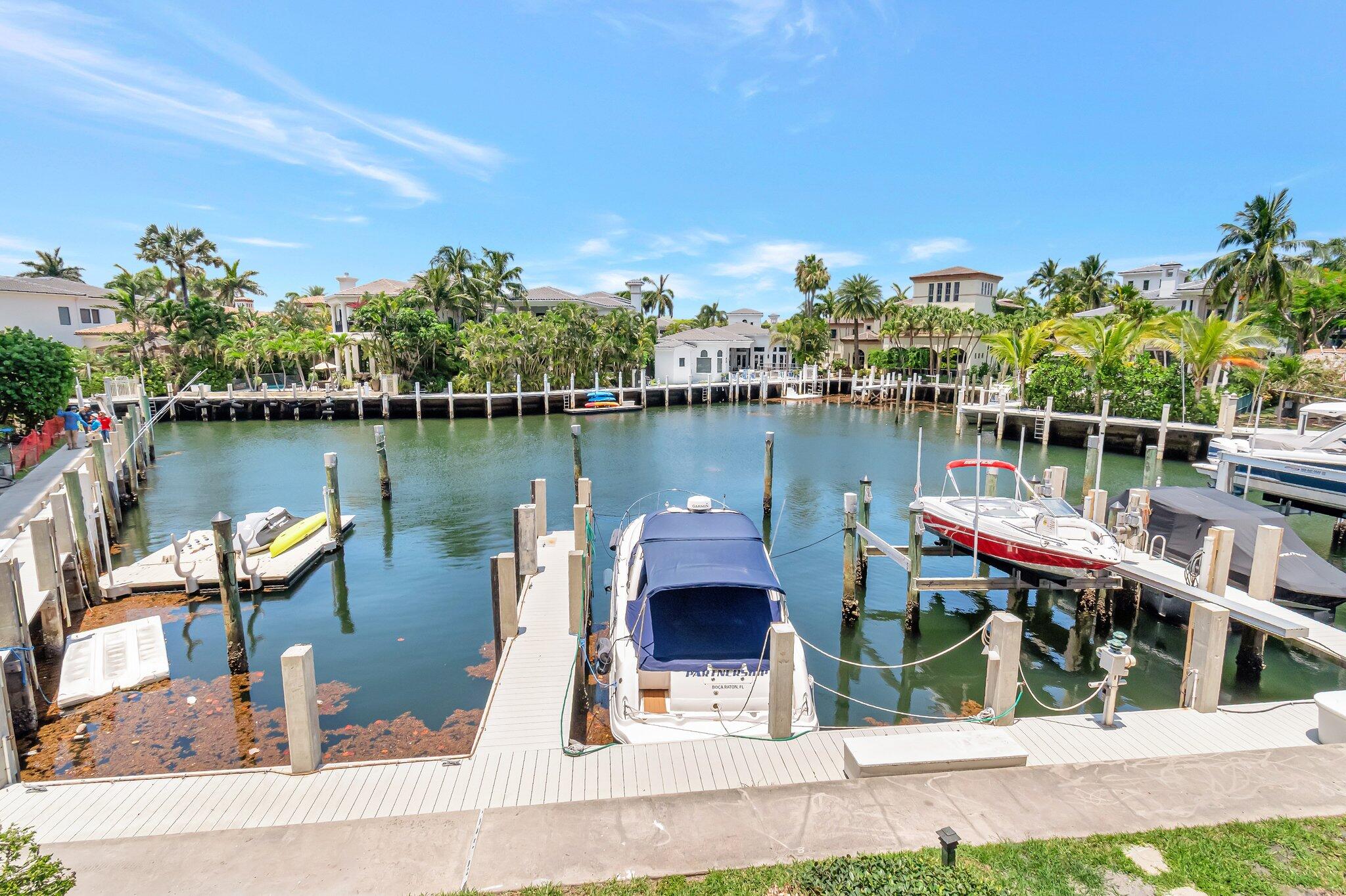 BRAEMAR ISLE CONDO - Residential