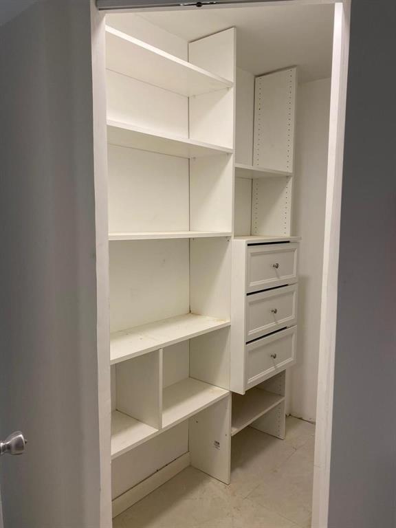 CYPRESS CHASE CONDO NO 7 - Residential