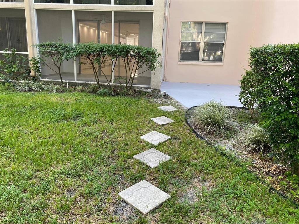 CYPRESS CHASE CONDO NO 7 - Residential