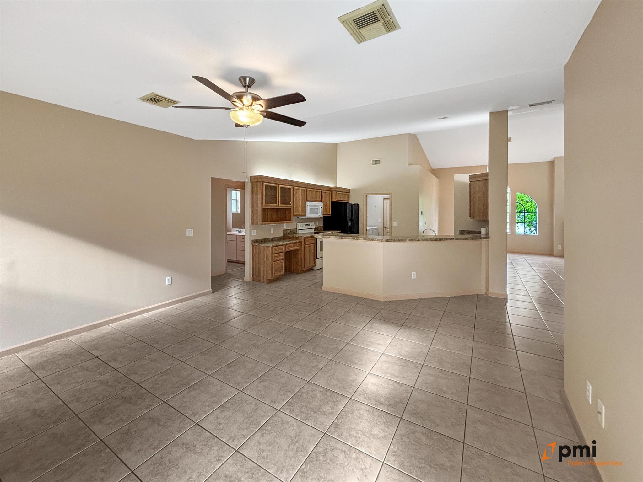 PORT ST LUCIE SECTION 40 - Residential Lease