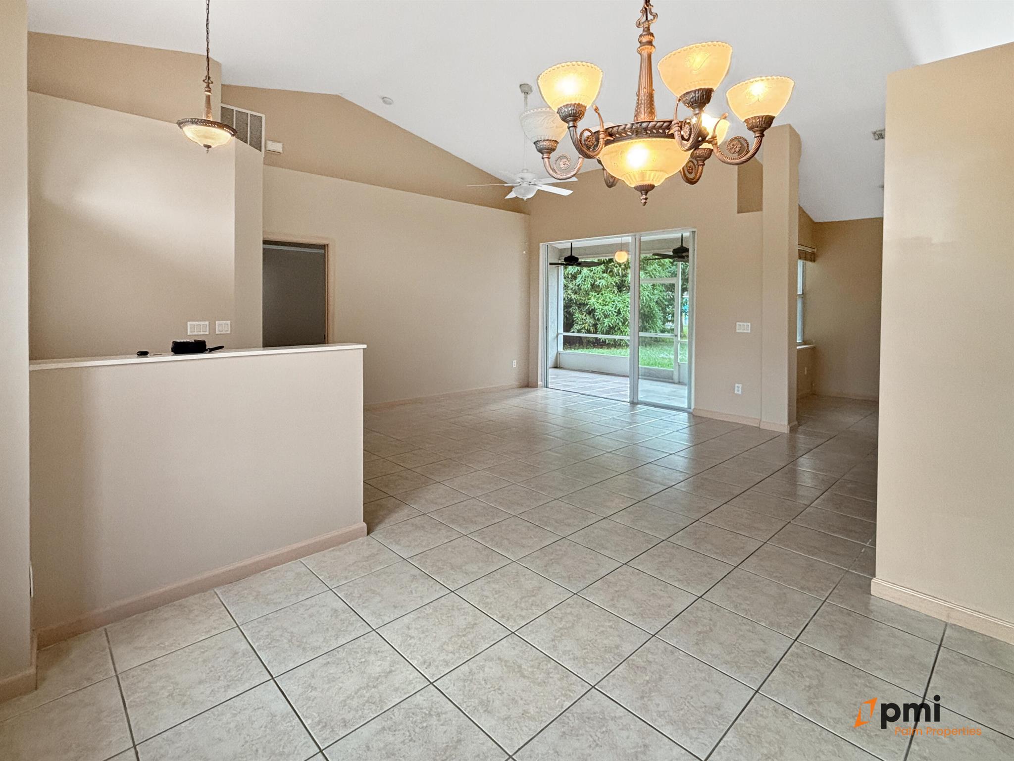 PORT ST LUCIE SECTION 40 - Residential Lease