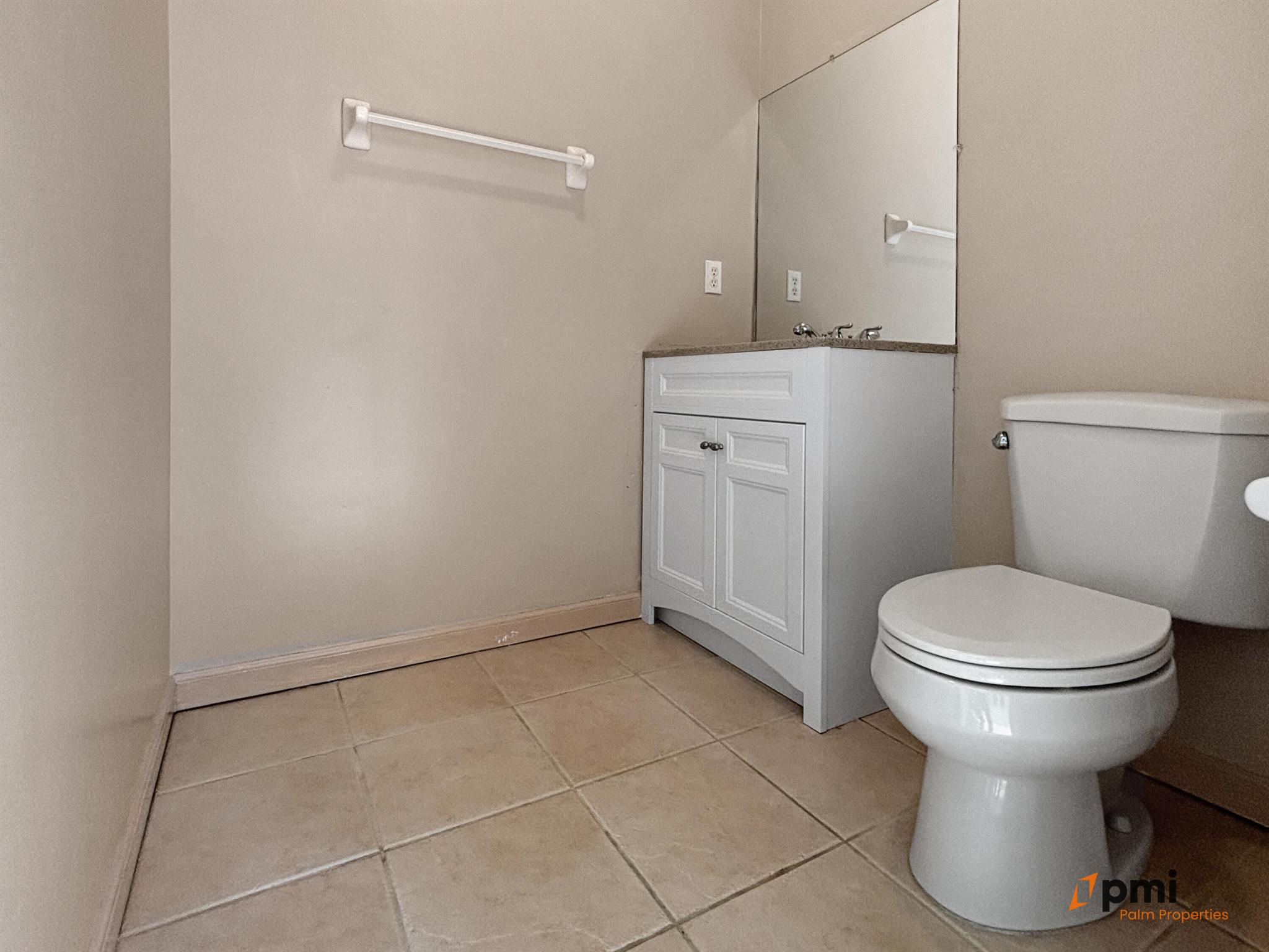 PORT ST LUCIE SECTION 40 - Residential Lease