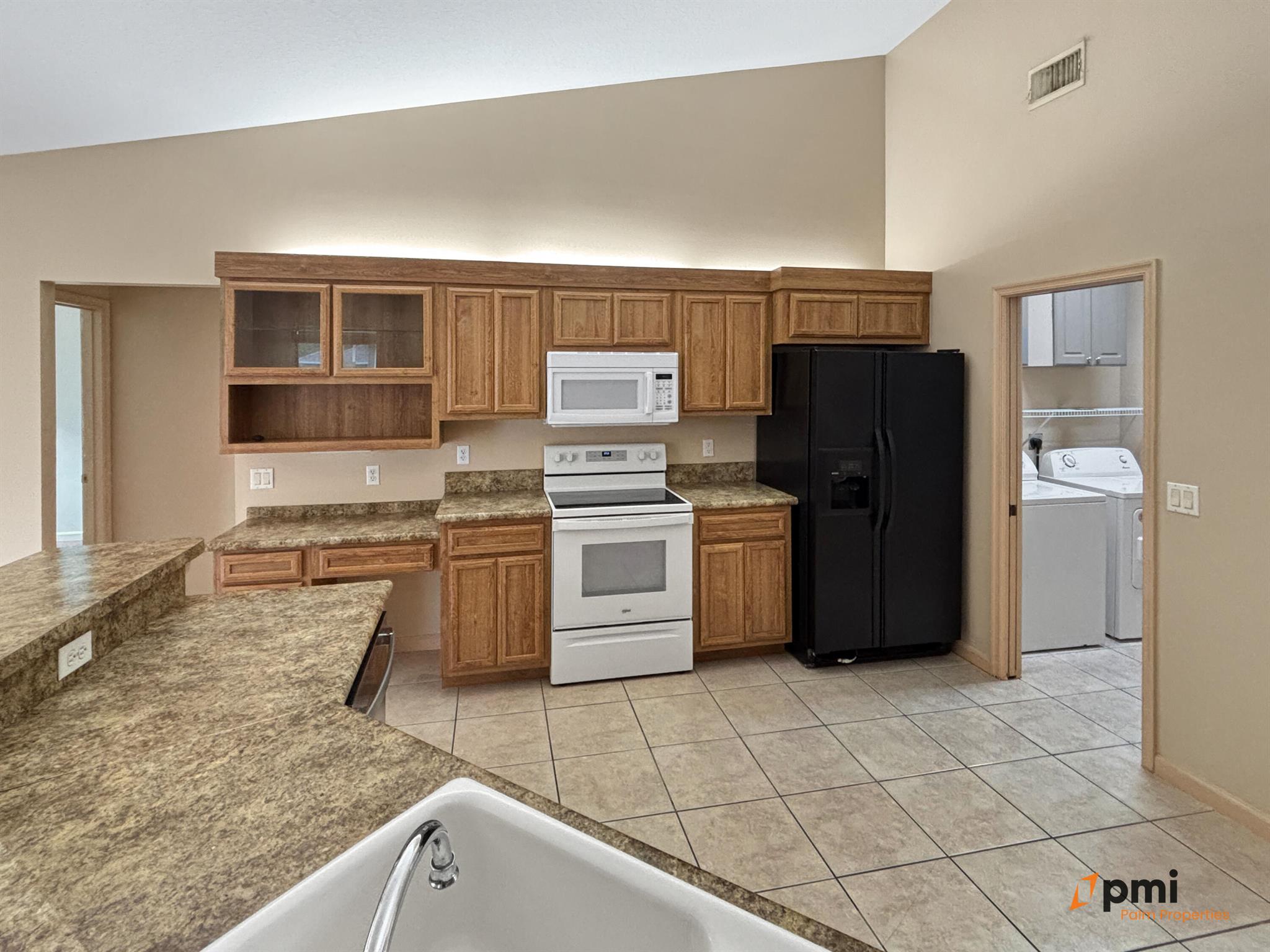 PORT ST LUCIE SECTION 40 - Residential Lease