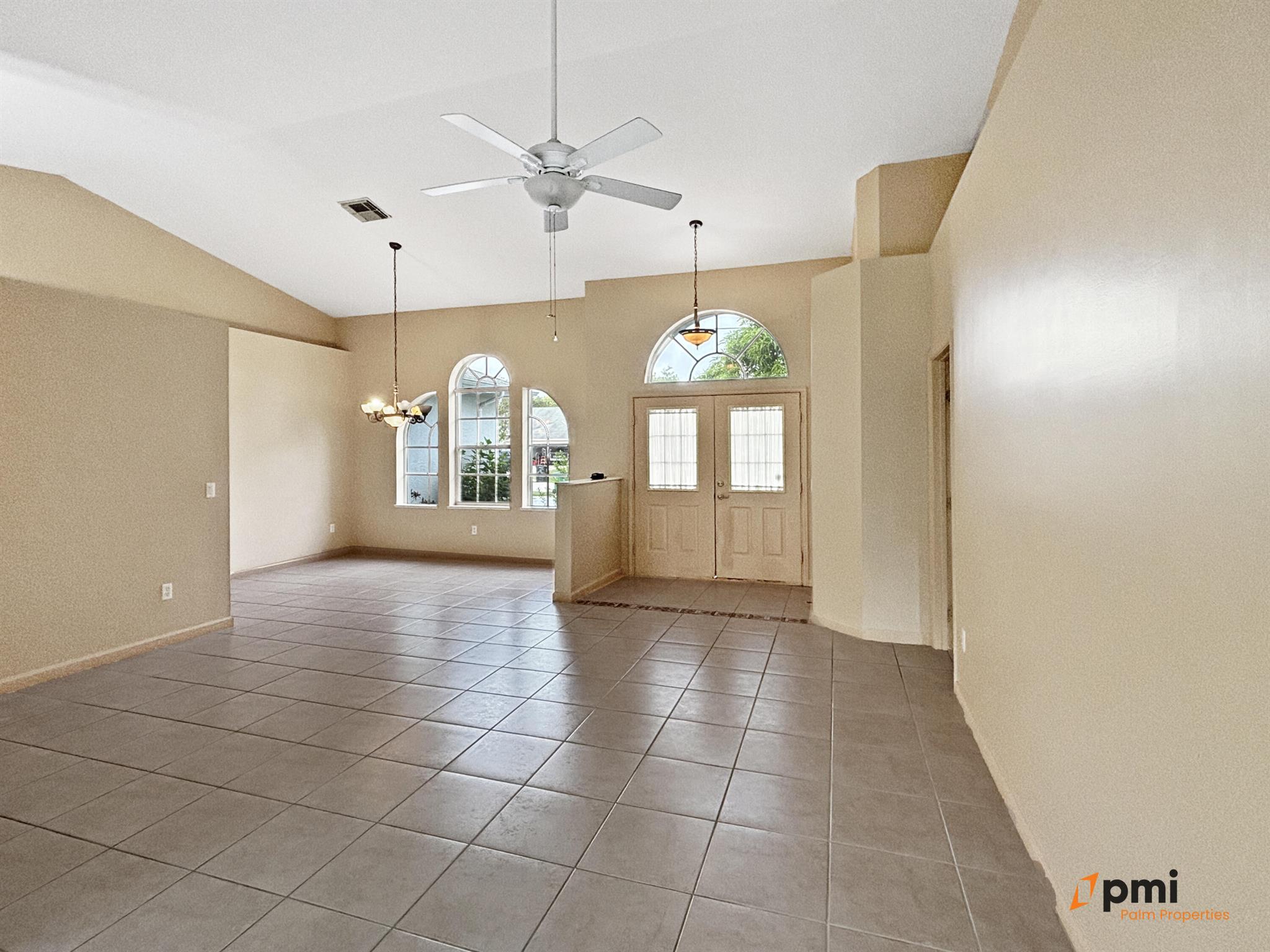 PORT ST LUCIE SECTION 40 - Residential Lease