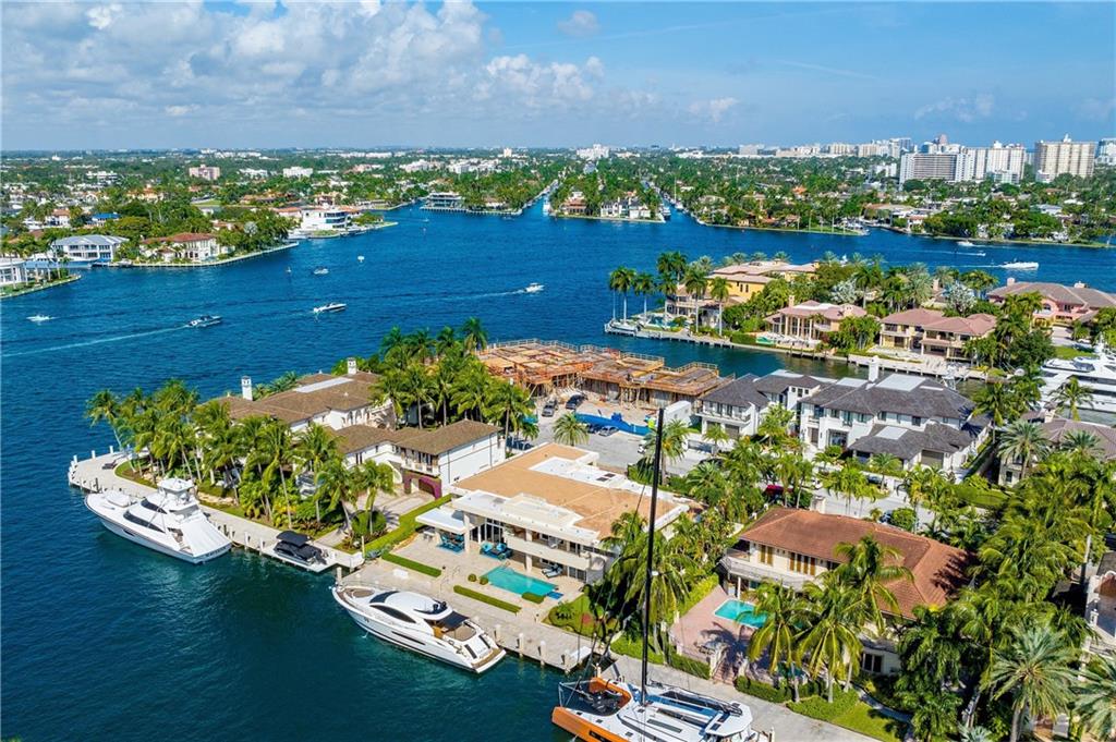 DEL LAGO ISLE 42-2 B - Residential