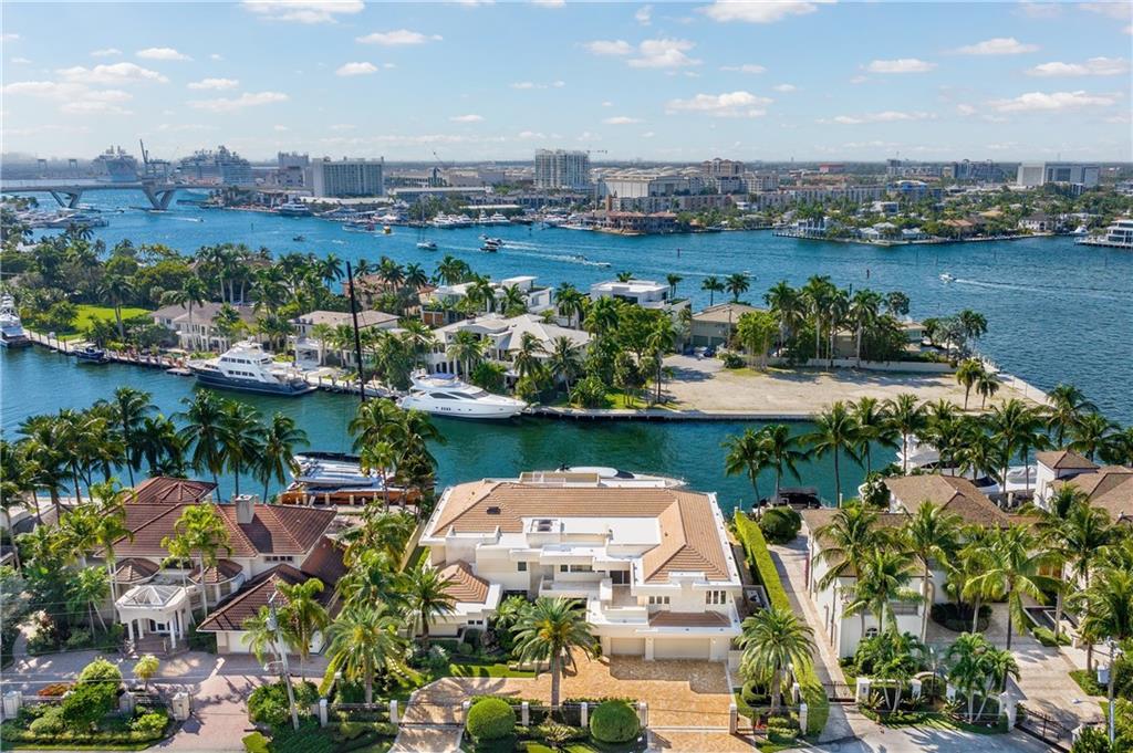 DEL LAGO ISLE 42-2 B - Residential