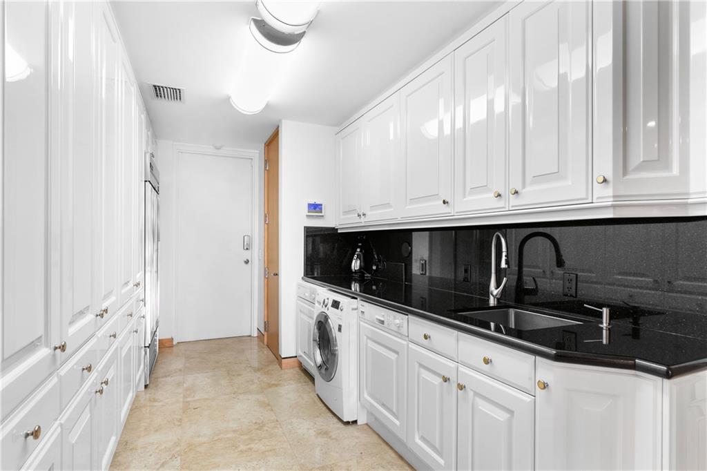 DEL LAGO ISLE 42-2 B - Residential