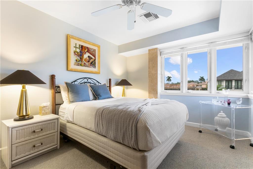 DEL LAGO ISLE 42-2 B - Residential