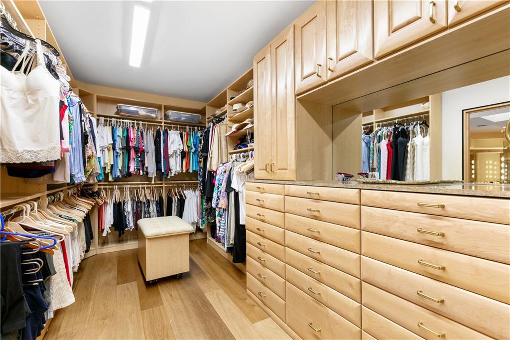 DEL LAGO ISLE 42-2 B - Residential