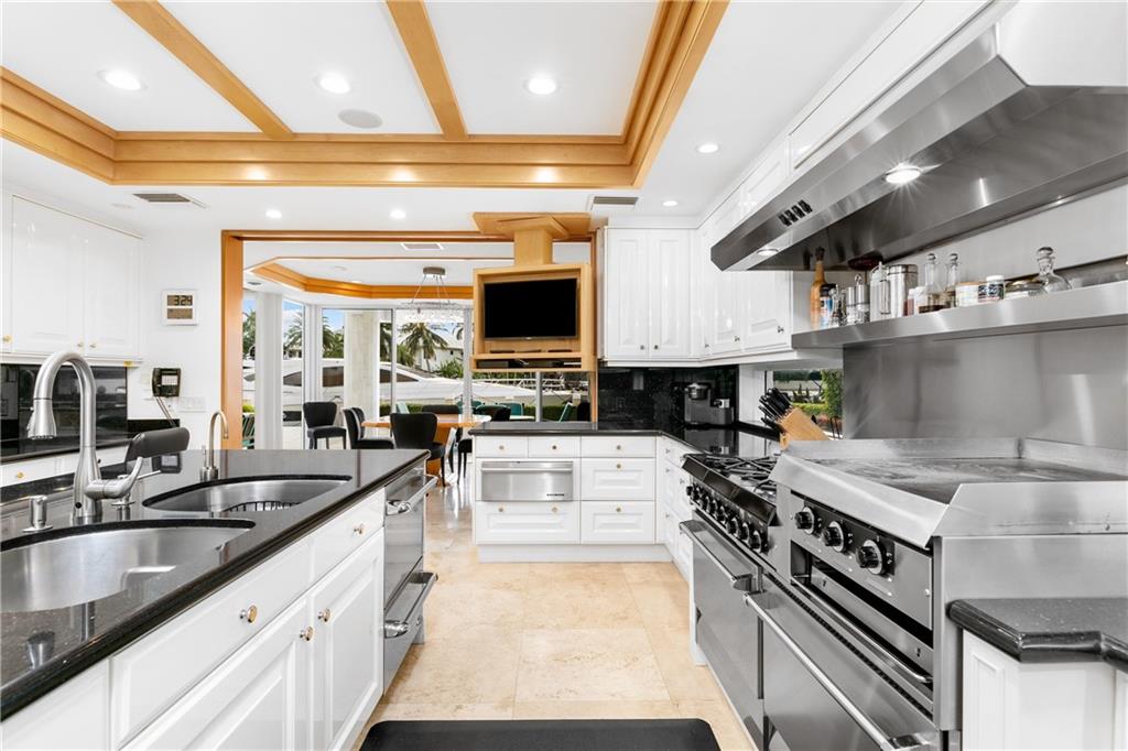 DEL LAGO ISLE 42-2 B - Residential