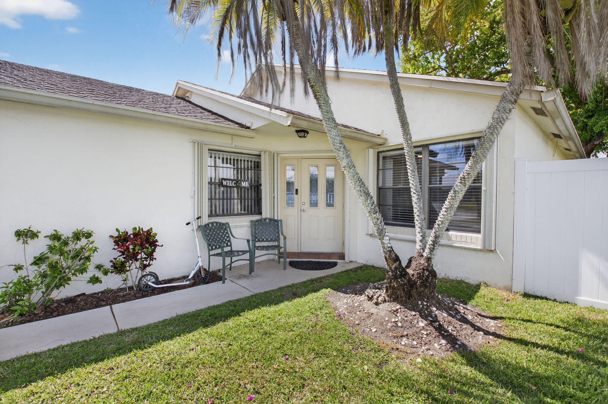 19881 Villa Medici Place