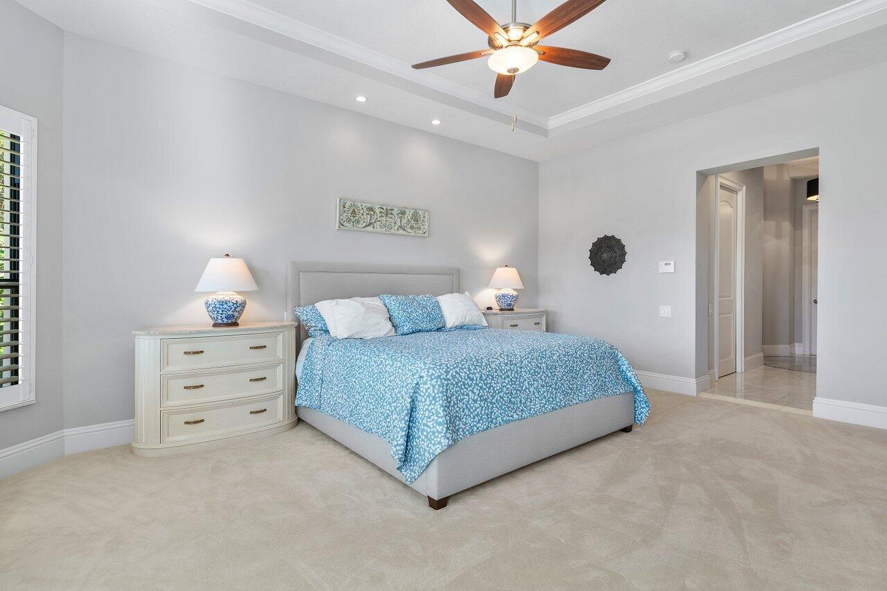 SAILFISH POINT - Residential
