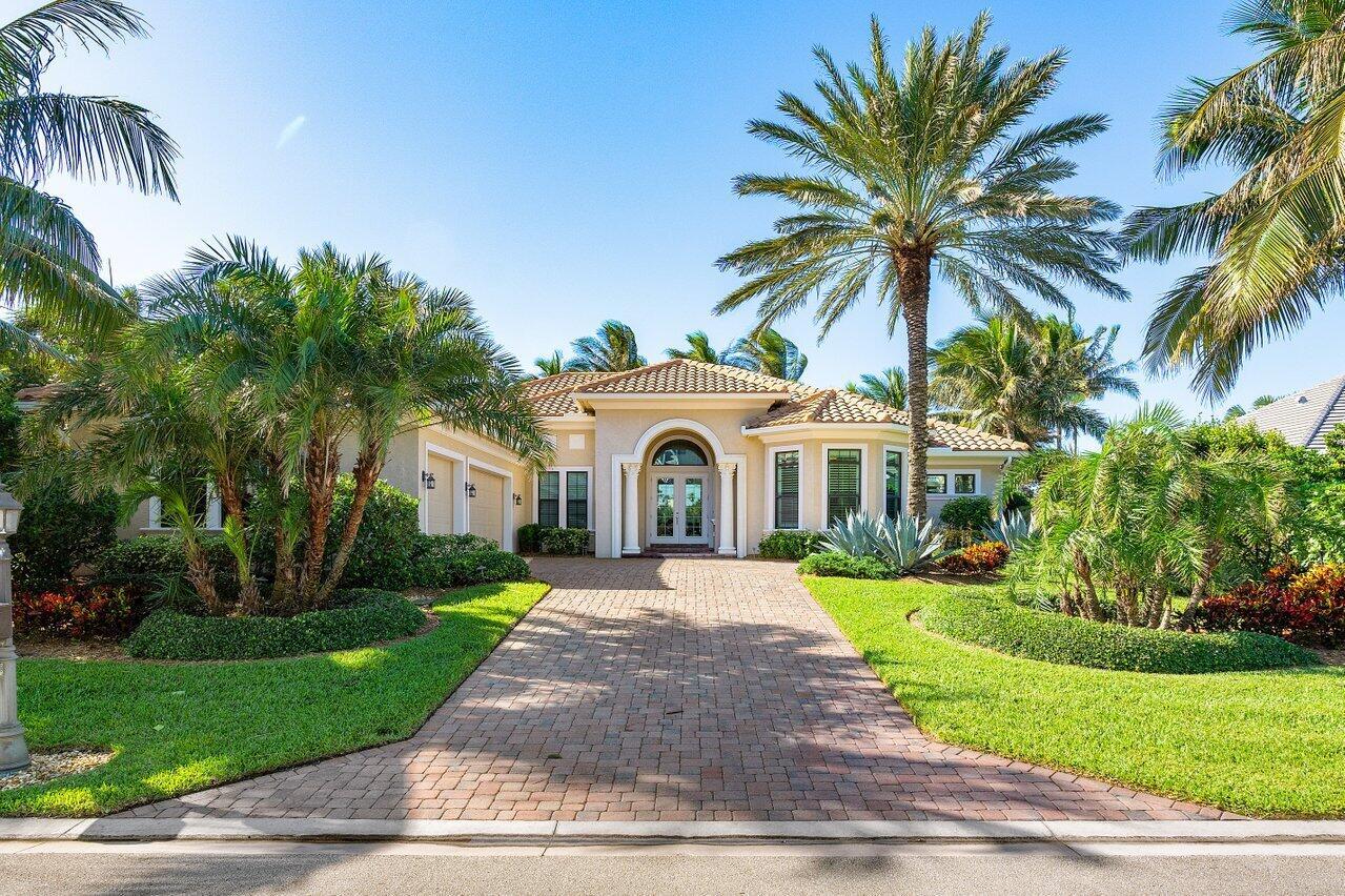 SAILFISH POINT - Residential