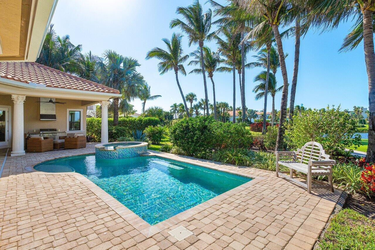 SAILFISH POINT - Residential