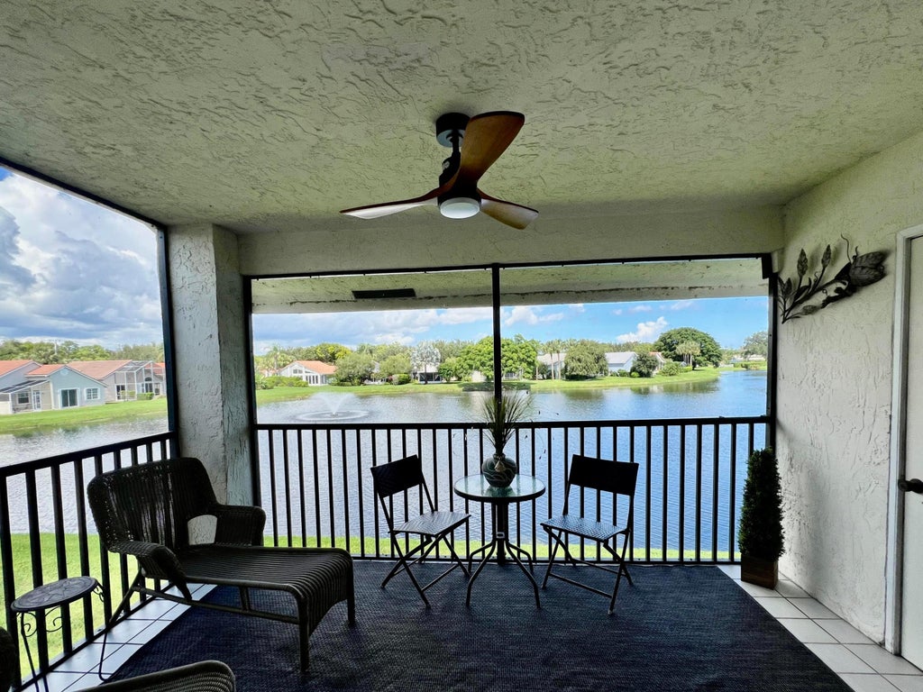 Photo of 6944 BRIARLAKE Circle #201, Palm Beach Gardens, FL 33418 (MLS # B26086751)