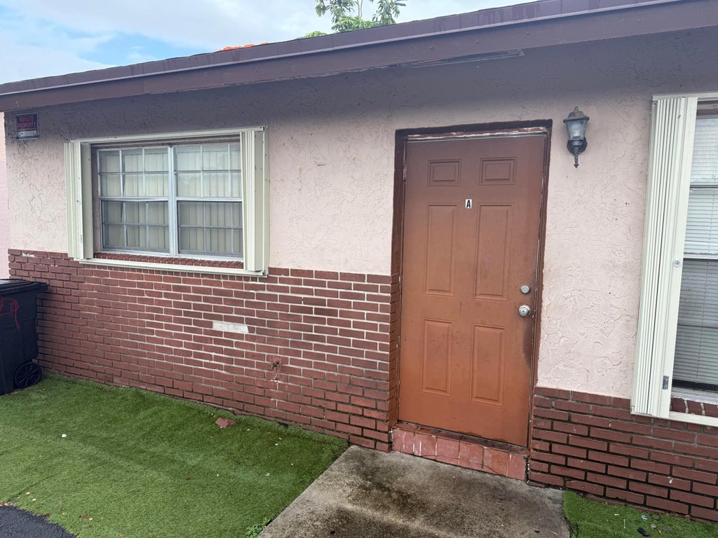 Photo of 1471 NW 22ND Street #A, Fort Lauderdale, FL 33311 (MLS # B26080160)