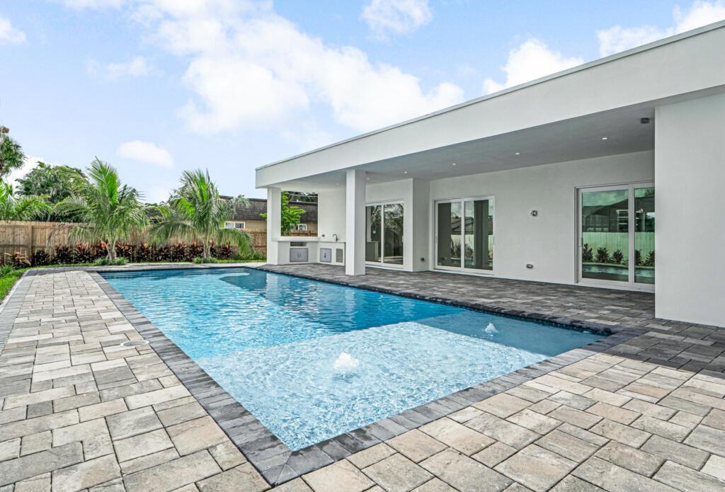 FLORIDA GARDENS PLAT 4 UN - Residential