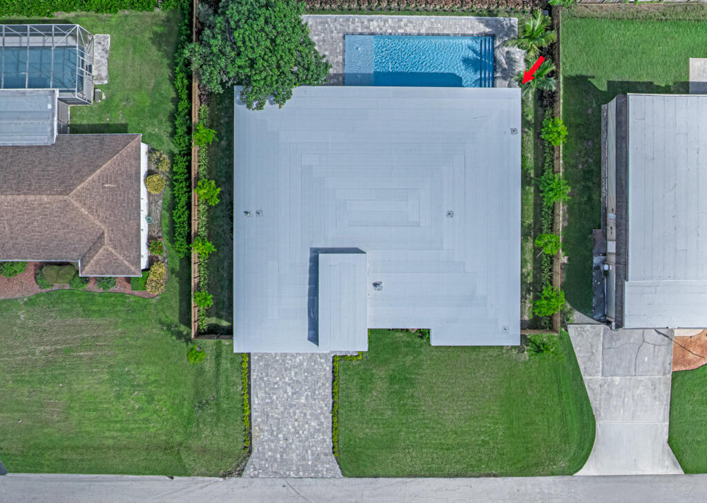 FLORIDA GARDENS PLAT 4 UNREC ON AM-10 - Residential