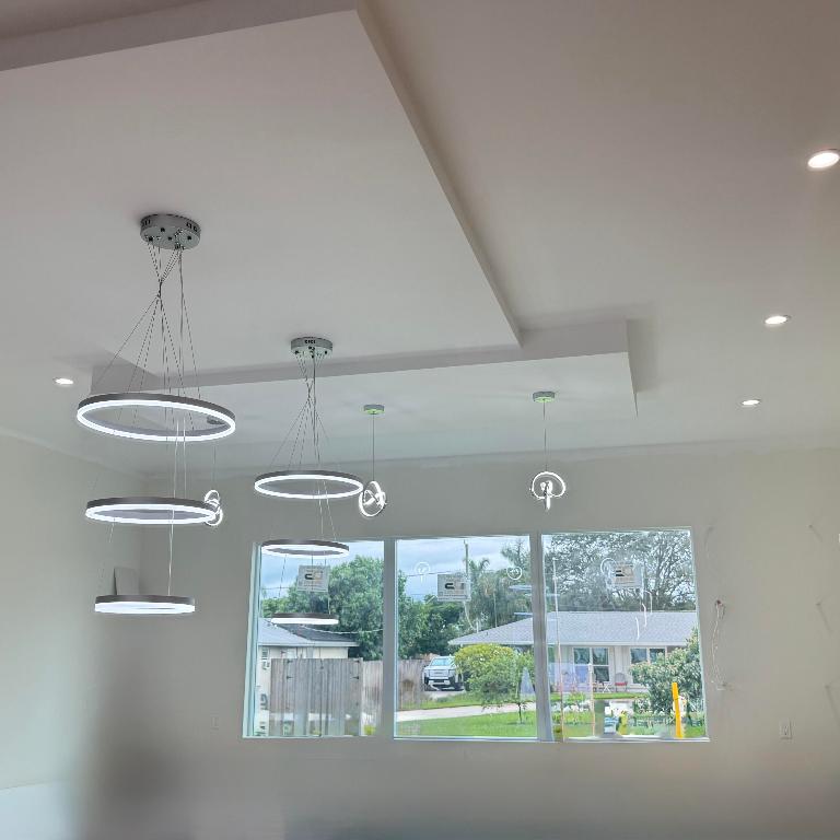 FLORIDA GARDENS PLAT 4 UNREC ON AM-10 - Residential