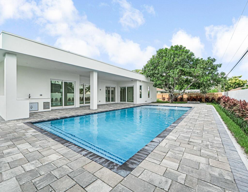 FLORIDA GARDENS PLAT 4 UN - Residential