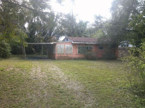 230 NE 164th Terrace Miami FL 33162