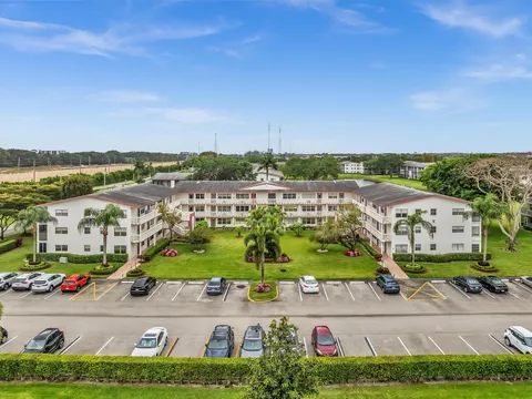 576 Fanshaw N Unit 576, Boca Raton, FL MLS: R11083510