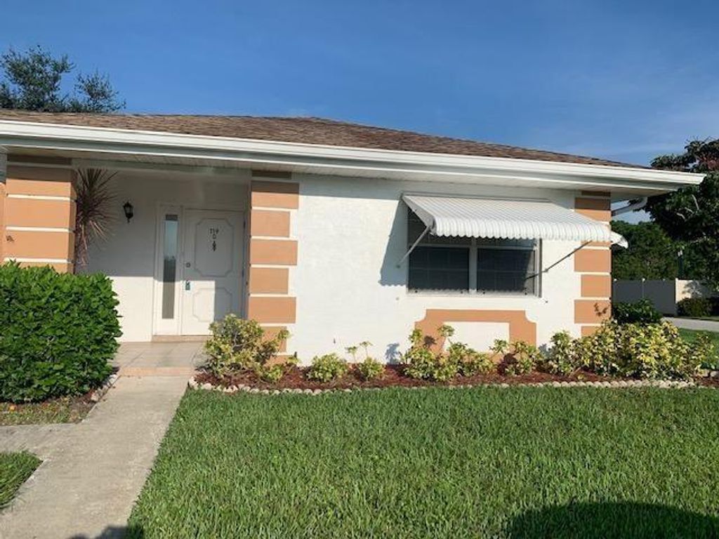 Photo of 119 Lakes End Drive #D, Fort Pierce, FL 34982 (MLS # R10779360)