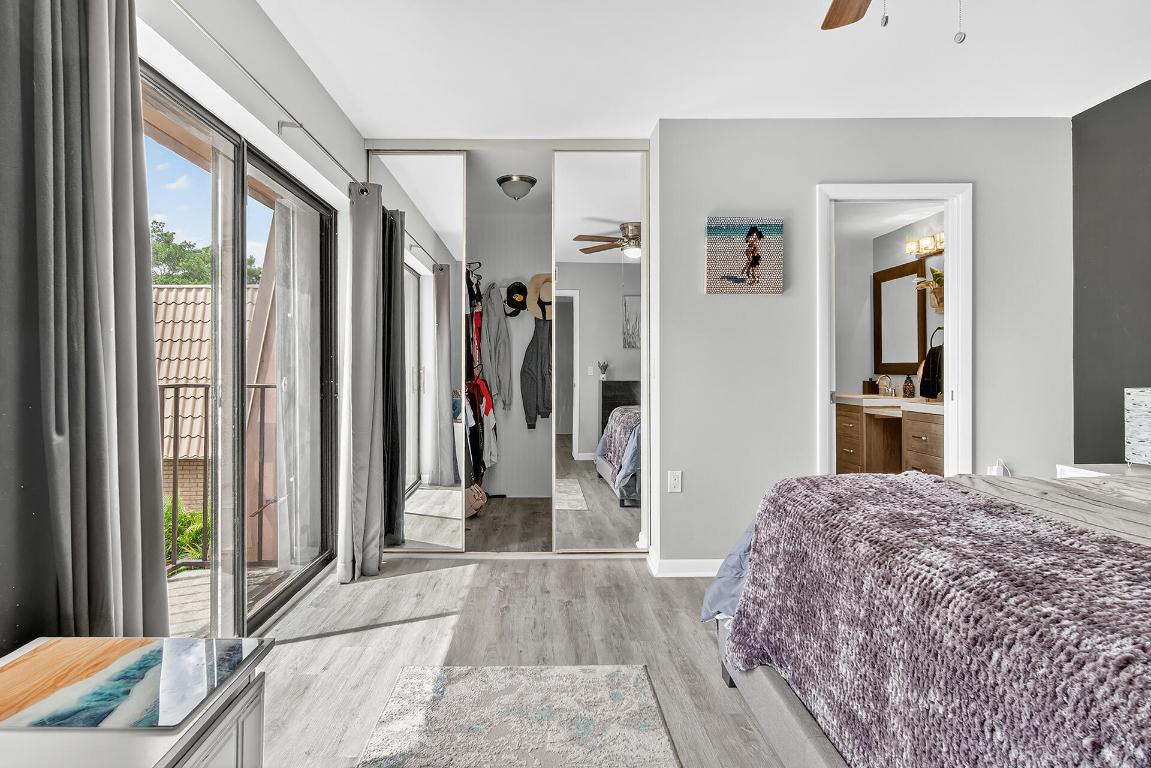 VILLAGE OF SANDALWOOD LAKES SO - Residential