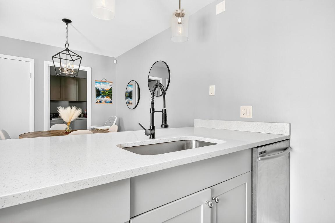 VILLAGE OF SANDALWOOD LAKES SO - Residential