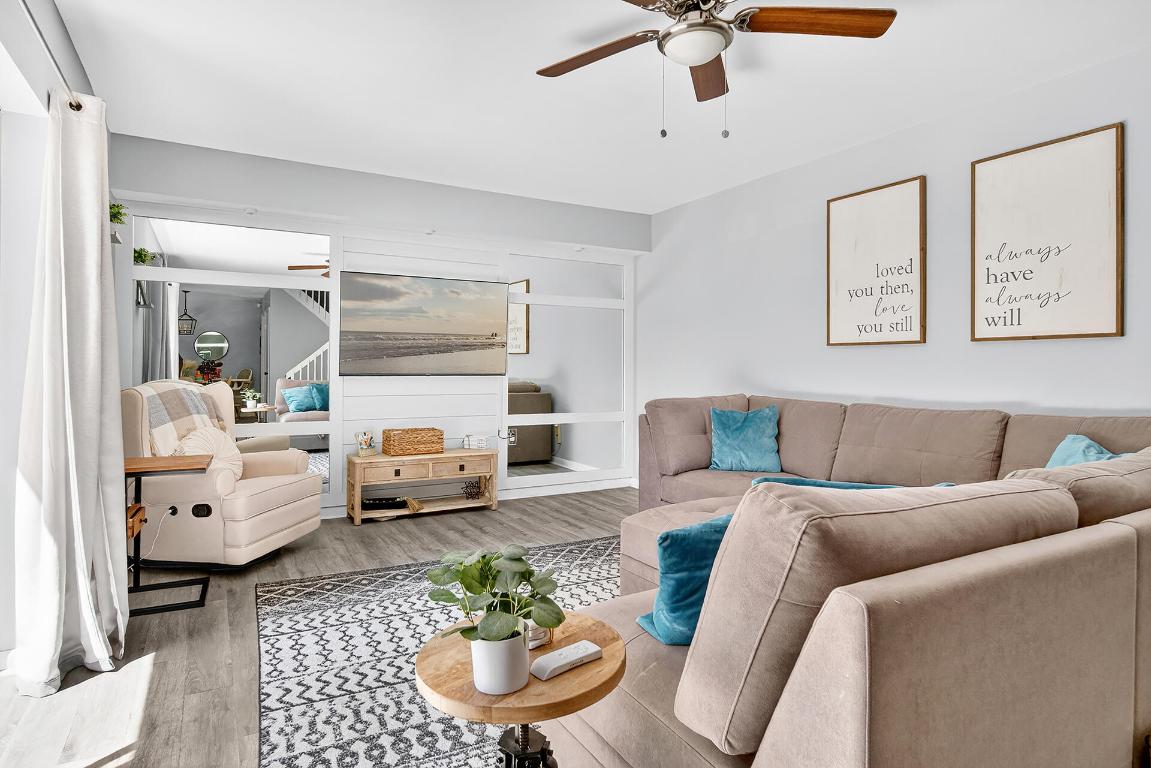 VILLAGE OF SANDALWOOD LAKES SO - Residential