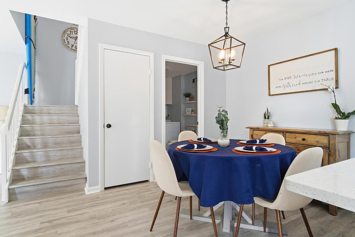 VILLAGE OF SANDALWOOD LAKES SO - Residential