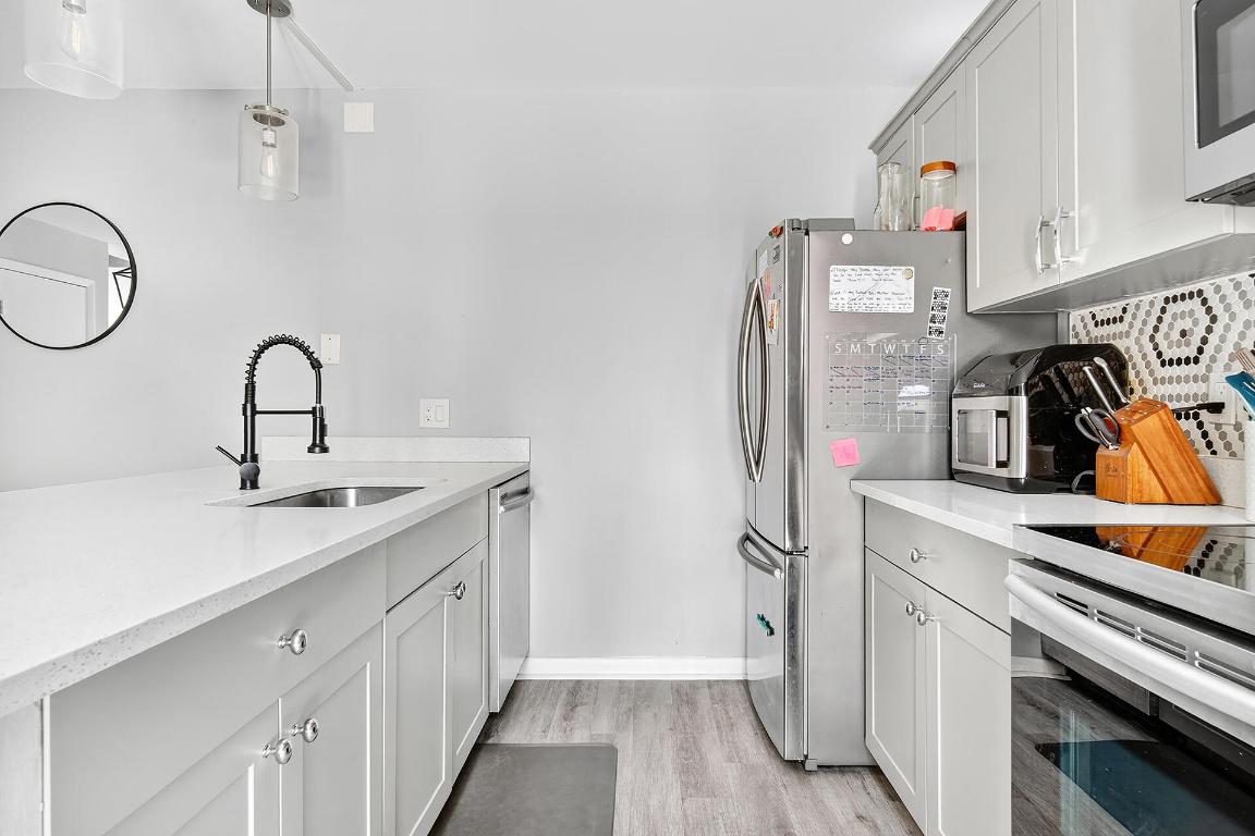 VILLAGE OF SANDALWOOD LAKES SO - Residential