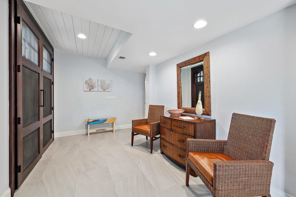 Photo of 129 Lighthouse Drive, Jupiter Inlet Colony, FL 33469 (MLS # R10927286)