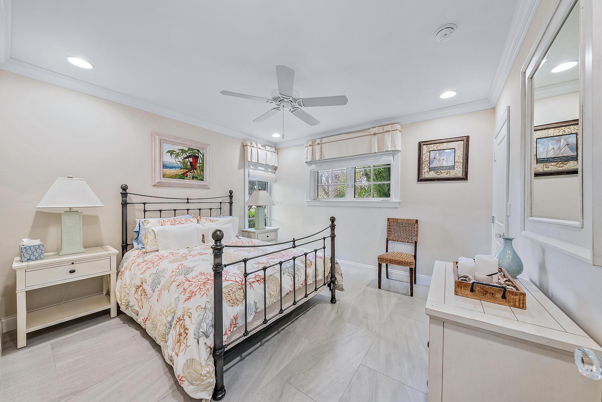 JUPITER INLET BEACH COLON - Residential